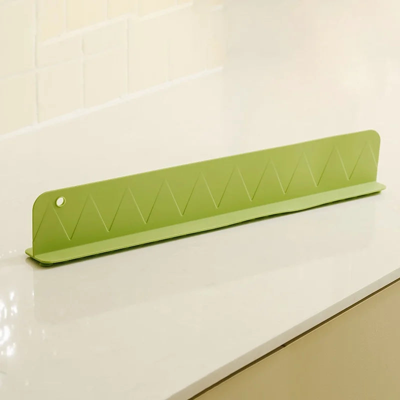 1PC Silicone Sink Baffle Splash Guard with Suction Cup Pool To Protect Clothes From Splashing Water Baffle