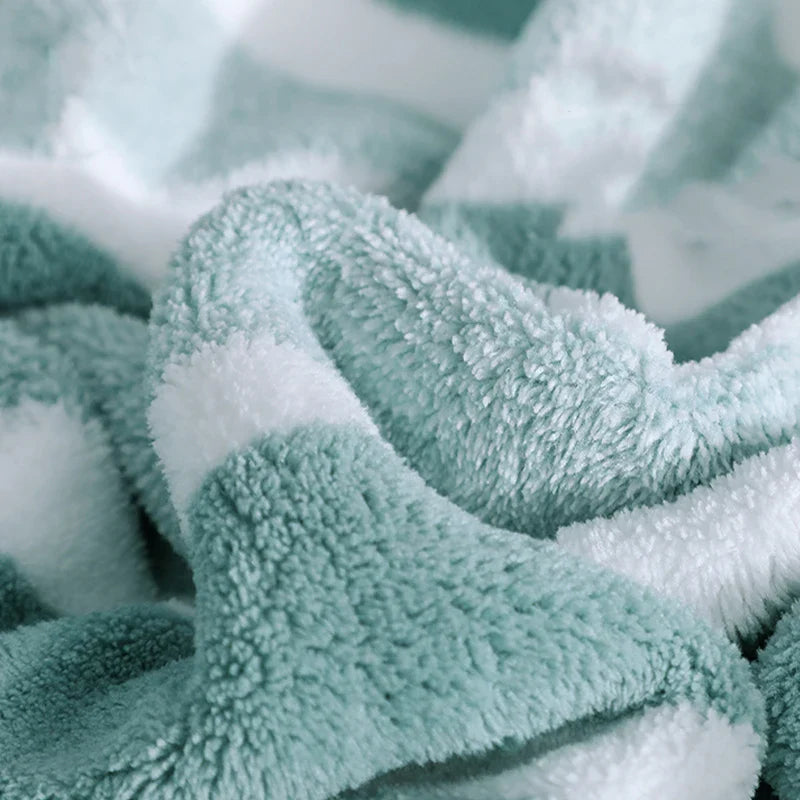 Thickened Absorbent Bath Towel - Soft Polyester Face & Body Towel